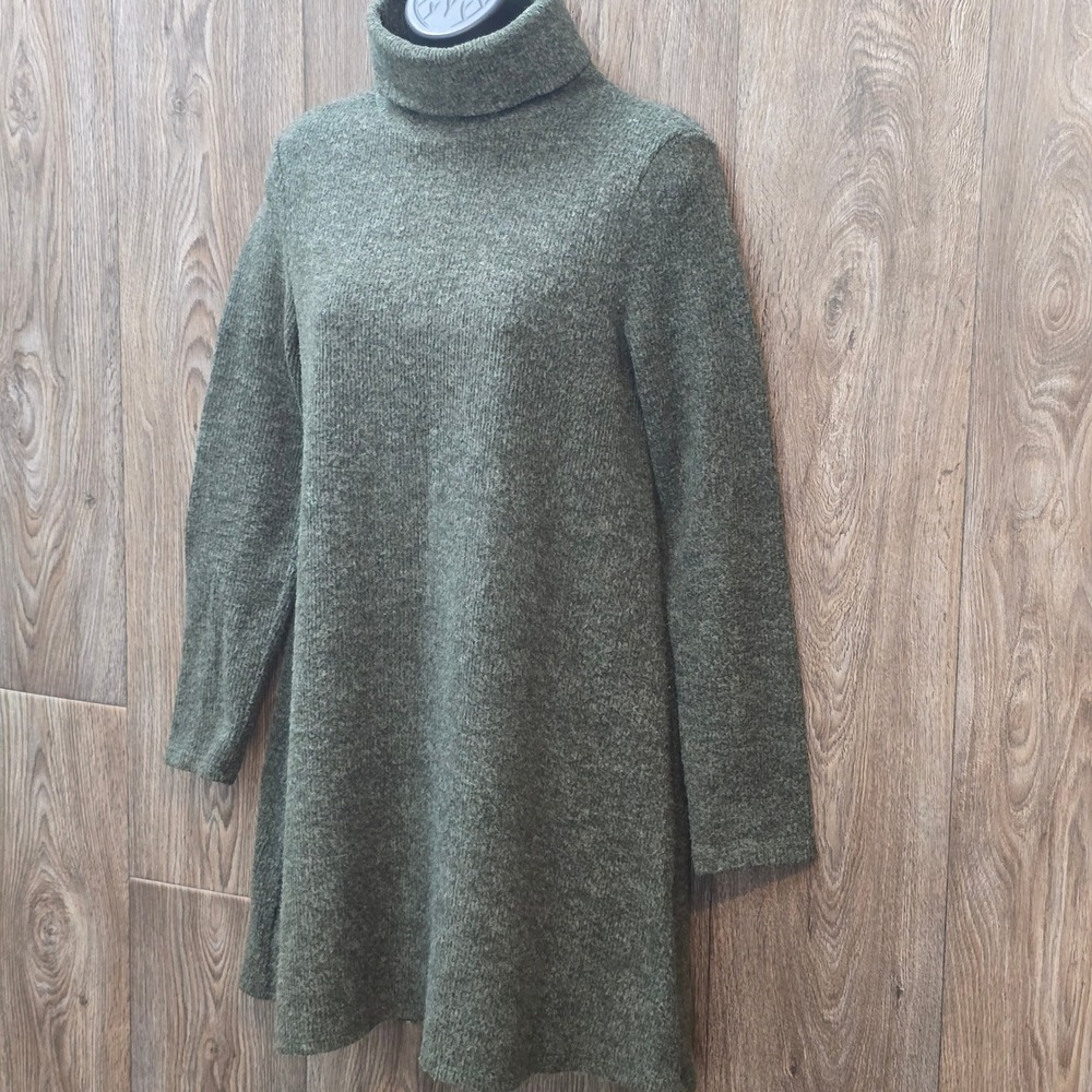 Lulus Turtleneck Sweater Dress Green‎ Ribbed Knit A Line Midi Size M